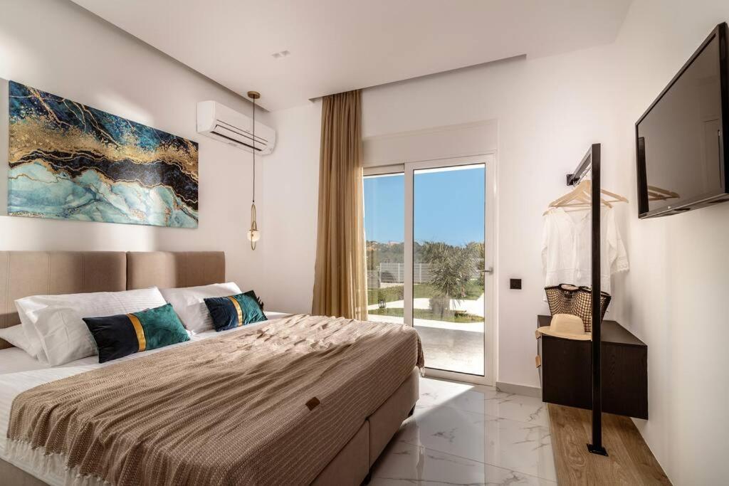 Melissia Luxury Villa กาลามากี ภายนอก รูปภาพ