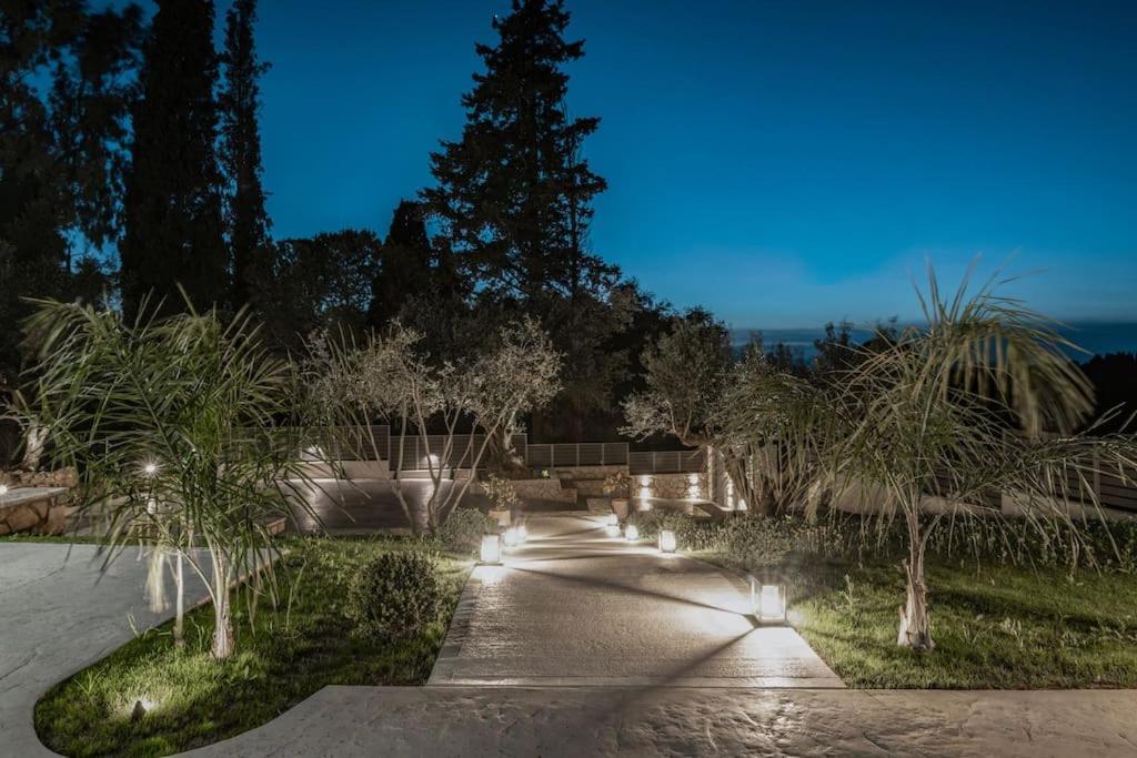 Melissia Luxury Villa กาลามากี ภายนอก รูปภาพ